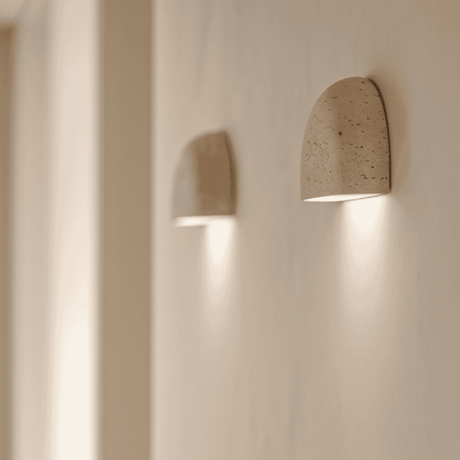 Cavelle Wabi-Sabi-travertijnwandlamp