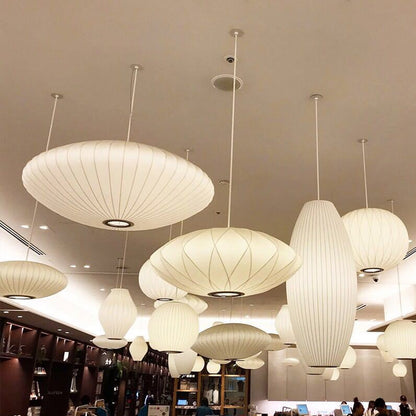 Hanglamp met geplooide zijden lampenkap