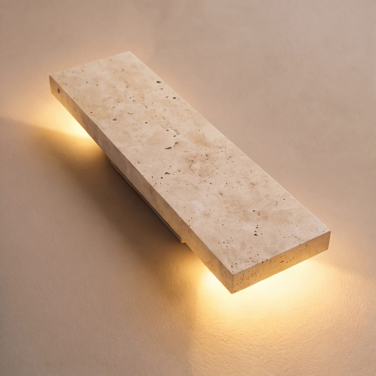 Travertijnen stenen wandlamp
