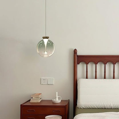 Hanglamp met bol van getint glas