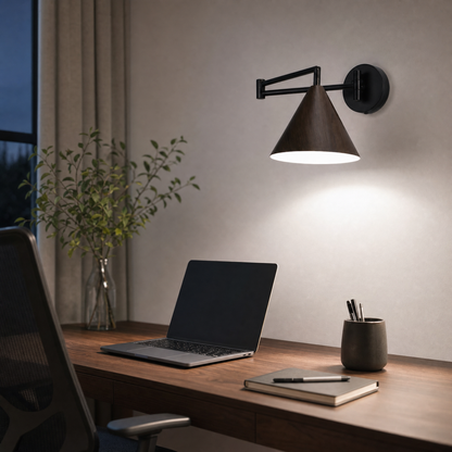 Linnoro Scandinavische wandlamp met zwenkarm en houteffect