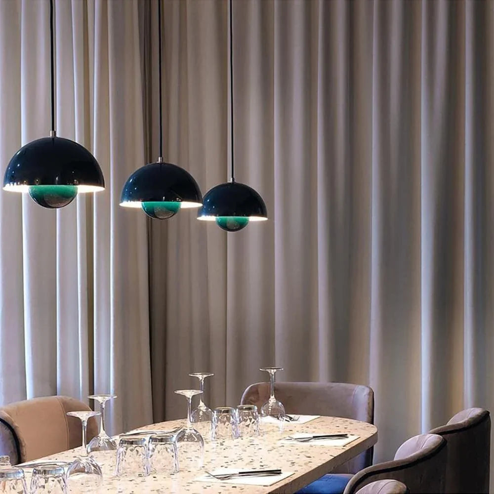 Metalen hanglamp met twee koepels