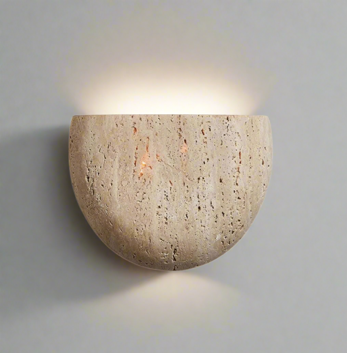 Cavelle Wabi-Sabi-travertijnwandlamp