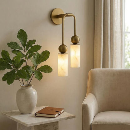 Wandlamp met albasten zuil