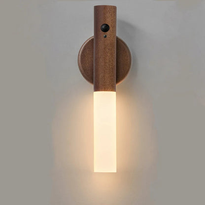 Oakmira minimalistische houten wandlamp met bewegingssensor
