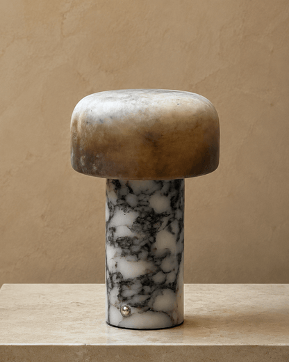 Brenvale wabi-sabi-tafellamp van travertijn