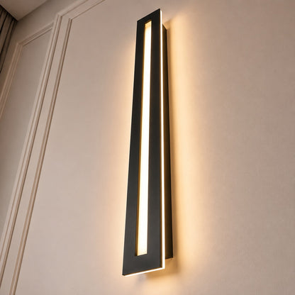 Lineaire acrylwandlamp van ijzer