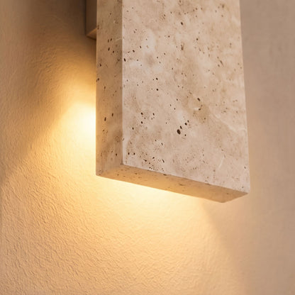 Travertijnen stenen wandlamp