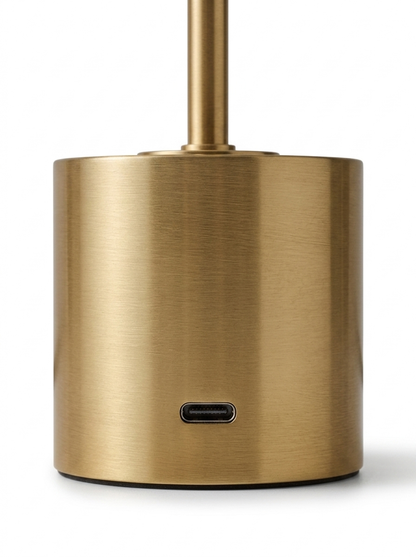 Pravena mid-century koperen tafellamp