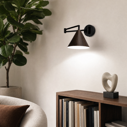 Linnoro Scandinavische wandlamp met zwenkarm en houteffect