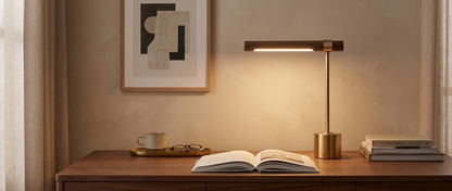Pravena mid-century koperen tafellamp