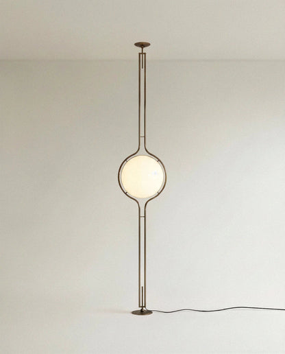 Pelvaro metalen lamp van vloer tot plafond in mid-century-stijl