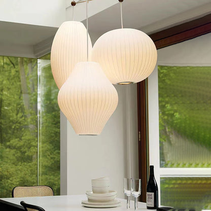 Hanglamp met geplooide zijden lampenkap