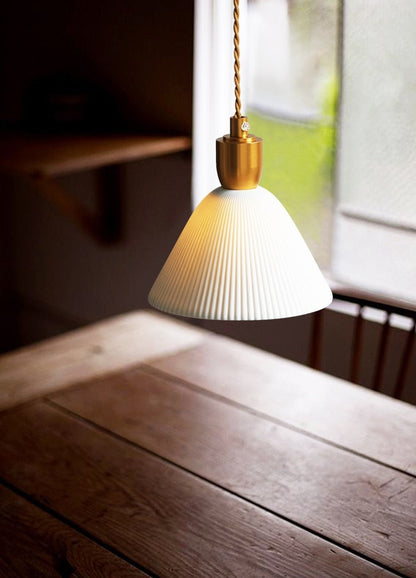 Geribde keramische koperen hanglamp