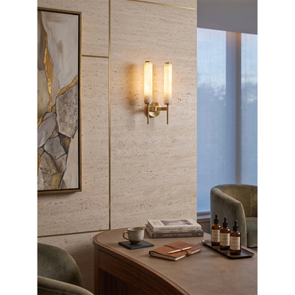 Sculpturale wandlamp van albast