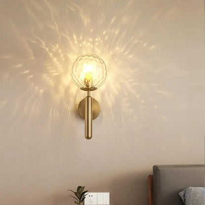 Ophira moderne wandlamp met glazen bol