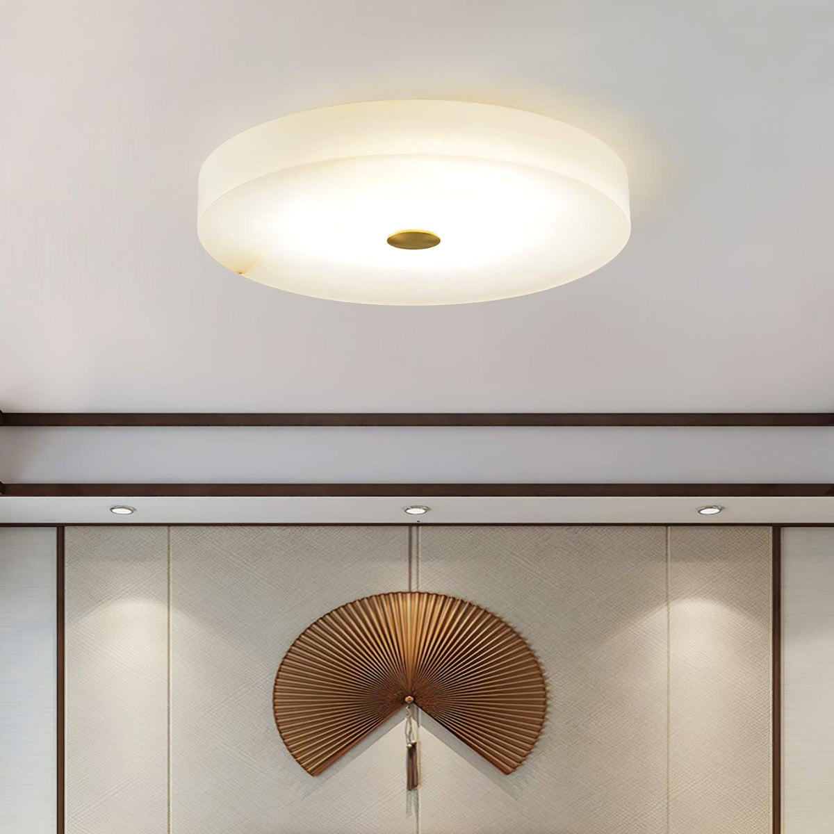 Plafondlamp met albasten trommelkap