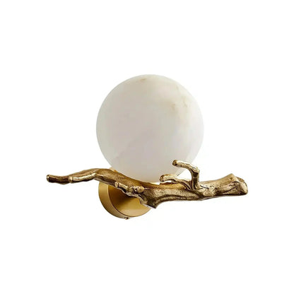 Wandlamp van albast met messingkleurige arm