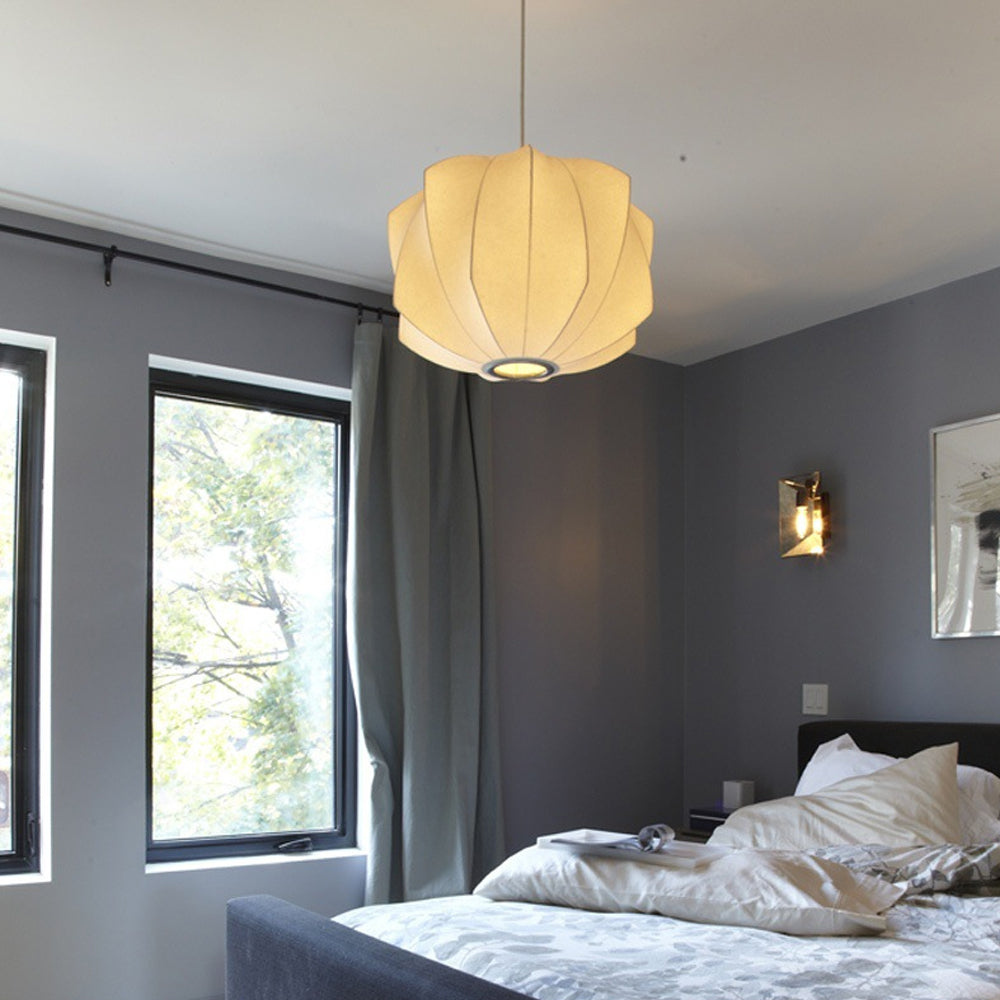 Hanglamp met geplooide zijden lampenkap