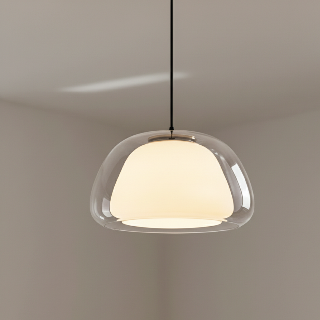 Hanglamp met getinte glazen koepel