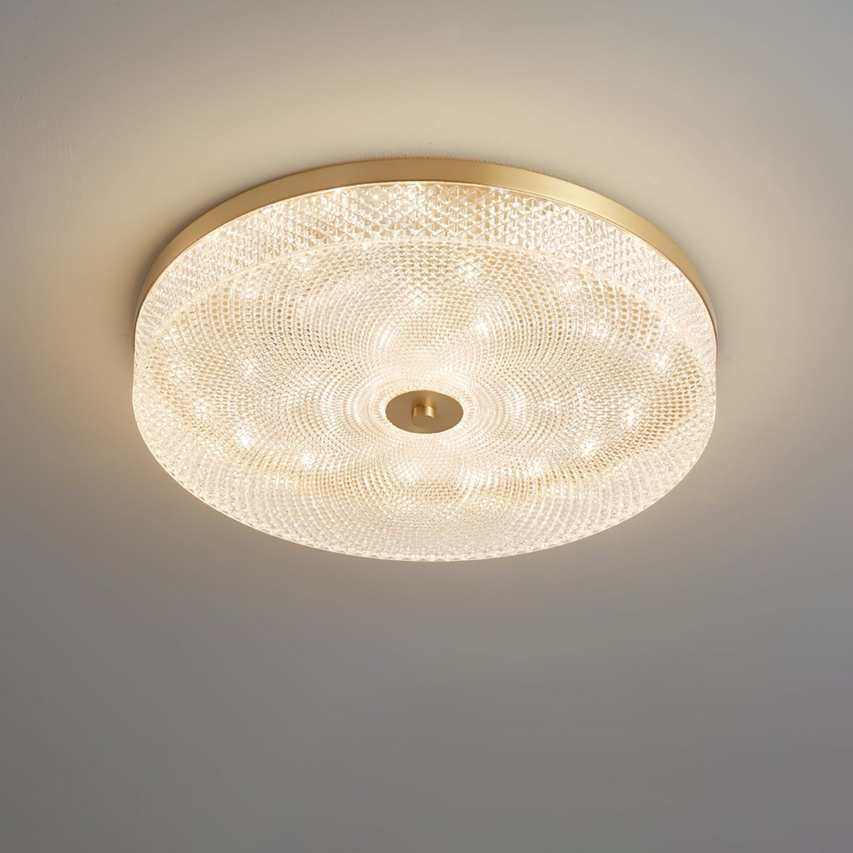 Gefacetteerde plafondlamp met acrylkap in trommelvorm