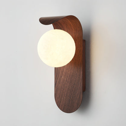 Velmara minimalistische houten wandlamp in de vorm van een wereldbol