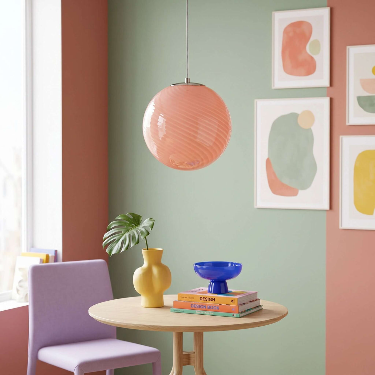 Hanglamp met gedraaide glazen bol