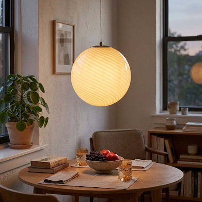 Hanglamp met gedraaide glazen bol