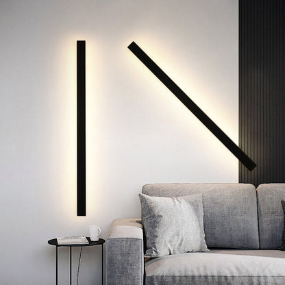 Veldrin minimalistische slanke zwarte metalen buitenwandlamp