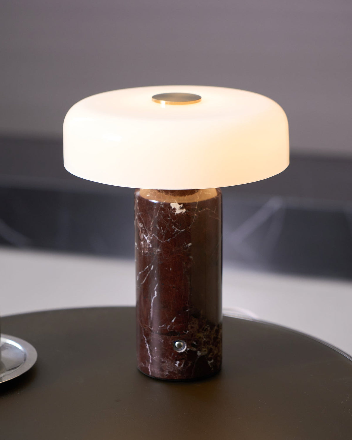 Vestara art-deco marmeren tafellamp