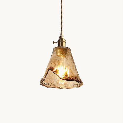 Vintage messingkleurige hanglamp met amberkleurig glas