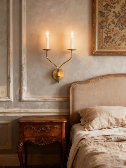 Messing wandlamp in kandelaarstijl