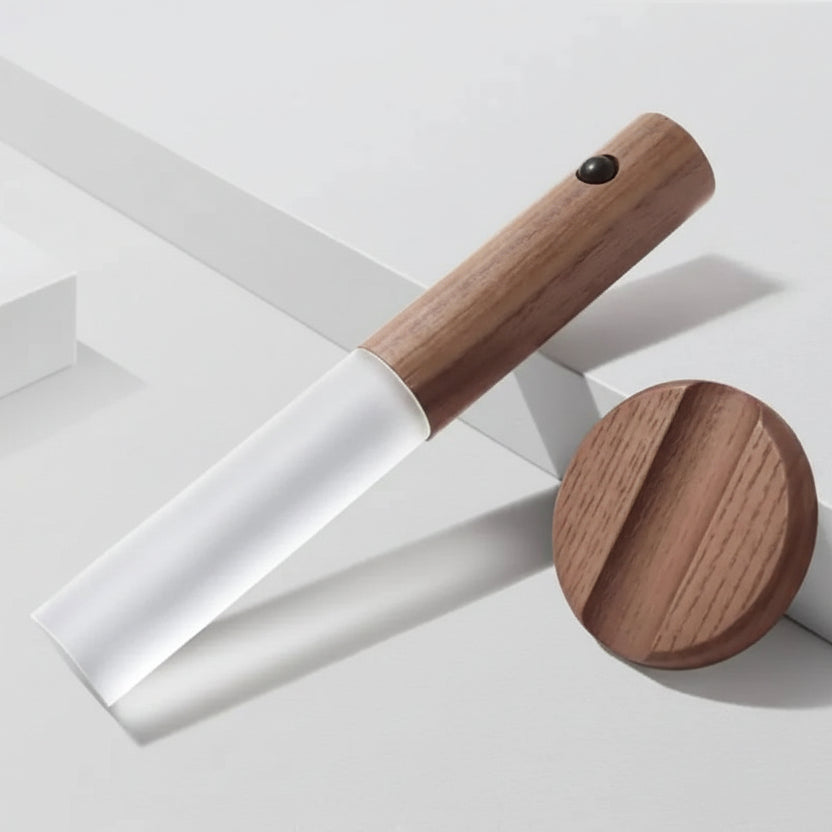 Oakmira minimalistische houten wandlamp met bewegingssensor