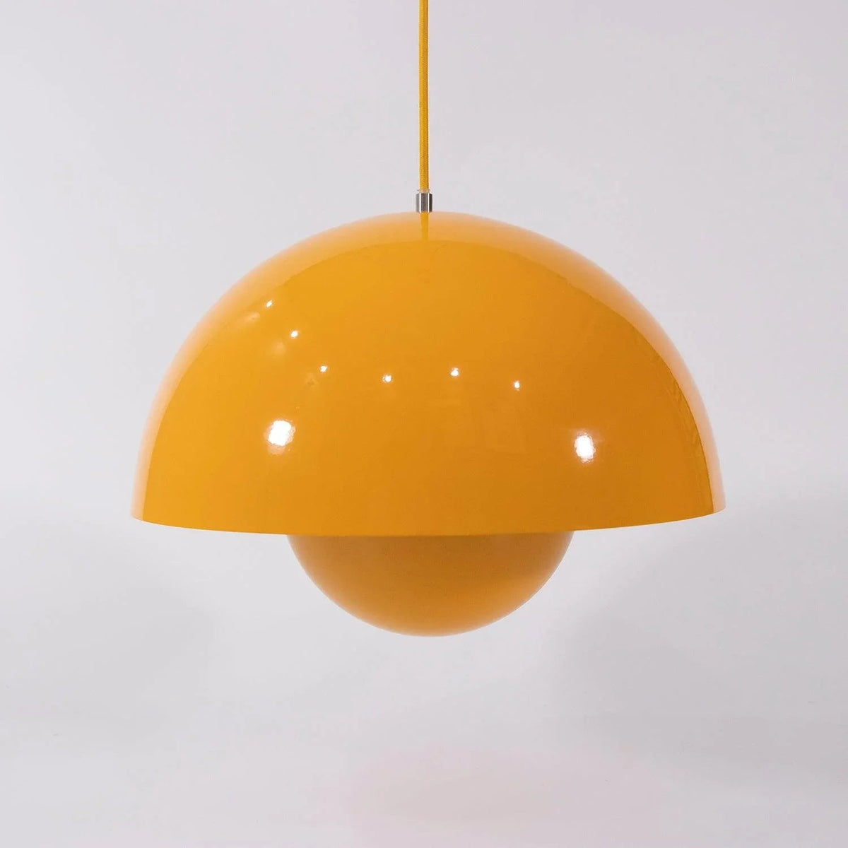Metalen hanglamp met twee koepels