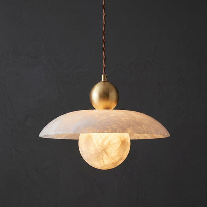 Messing hanglamp met albasten bol