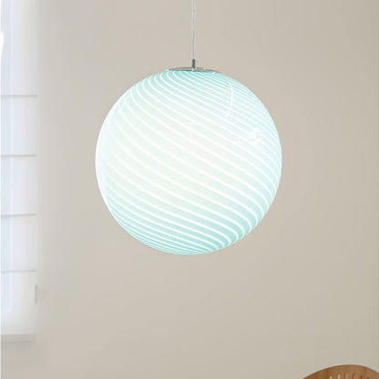 Hanglamp met gedraaide glazen bol