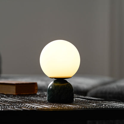 Ulvane minimalistische marmeren tafellamp