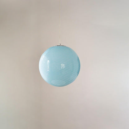 Hanglamp met gedraaide glazen bol