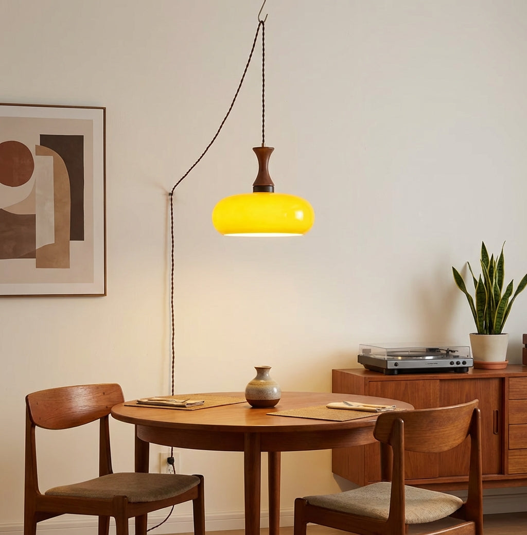 Amberkleurige glazen hanglamp met stekker