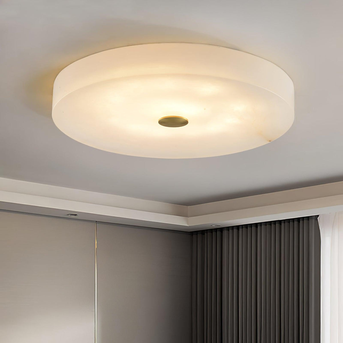 Plafondlamp met albasten trommelkap