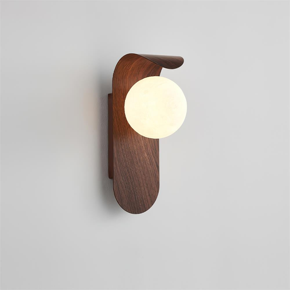 Velmara minimalistische houten wandlamp in de vorm van een wereldbol