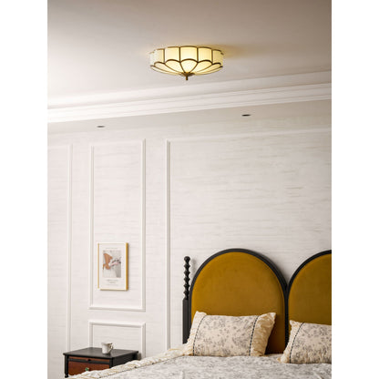 Plafondlamp van bloembladglas