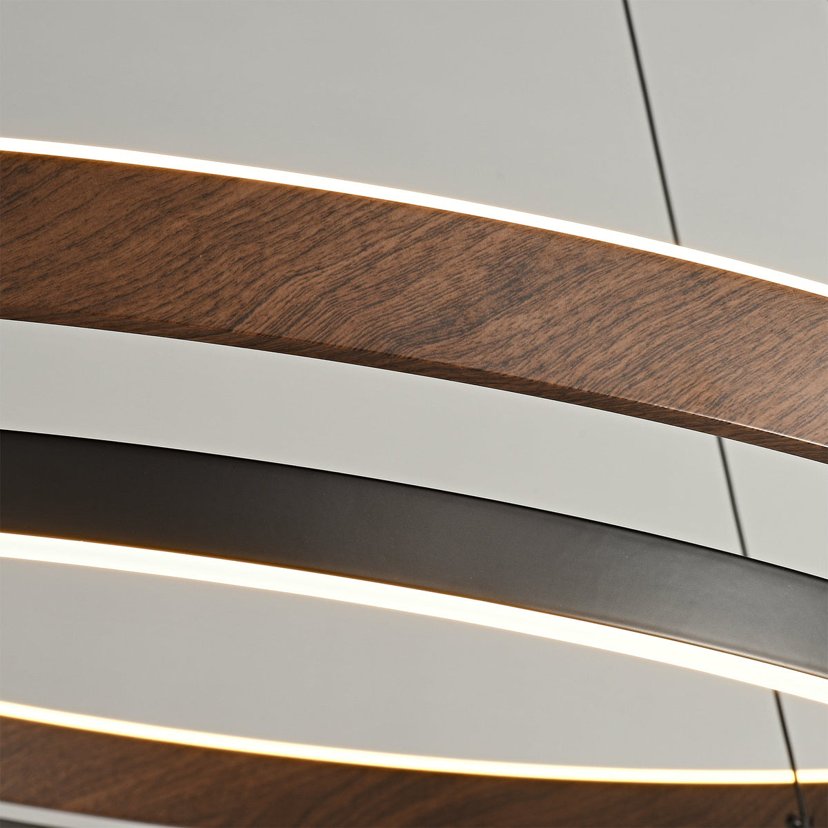 Walnootkleurige LED-kroonluchter met dubbele ringen