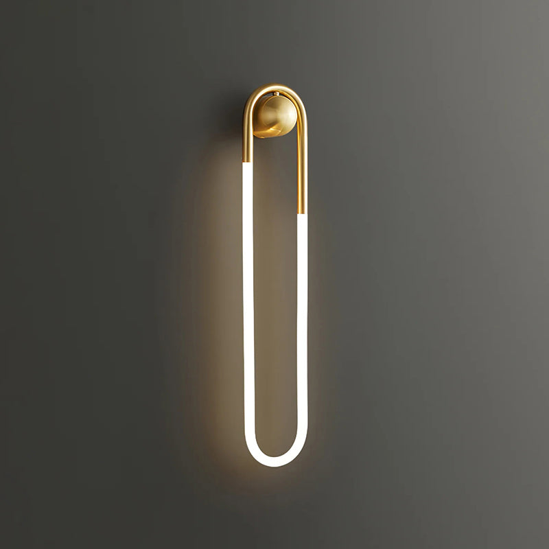 Ovale wandlamp van acrylbuis
