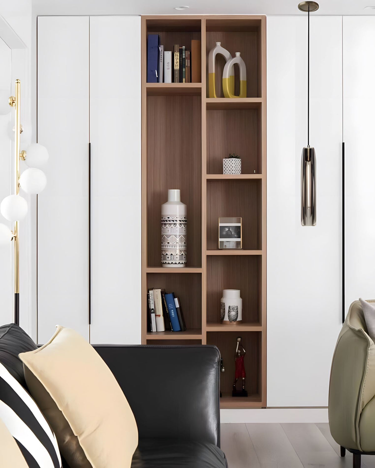 Messingkleurige hanglamp met kristallen staafjes