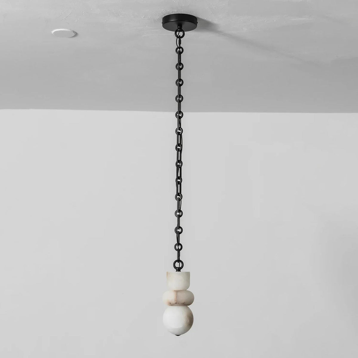 Kroonluchter met cascade van albaststeen