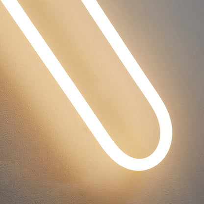 Ovale wandlamp van acrylbuis