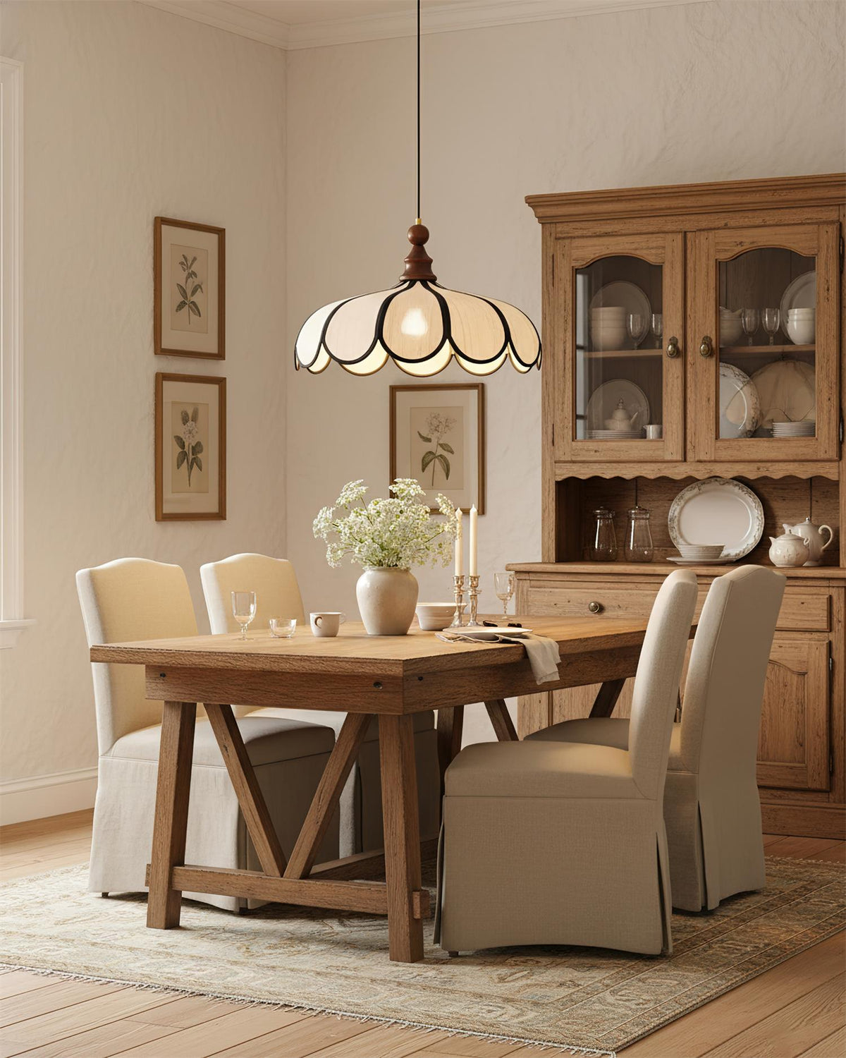 Hanglamp met geschulpte bloemblaadjes