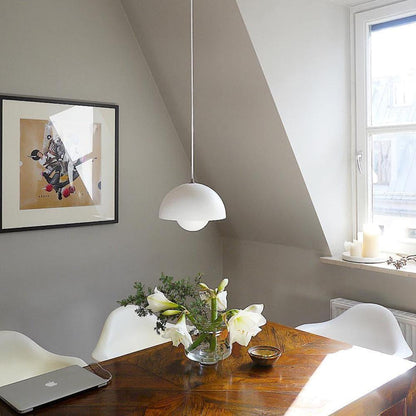 Metalen hanglamp met twee koepels