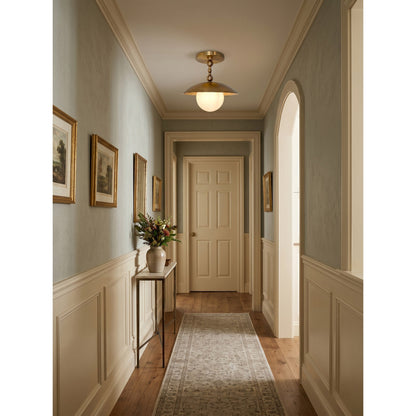 Messingkleurige half-inbouwplafondlamp met koepelshade